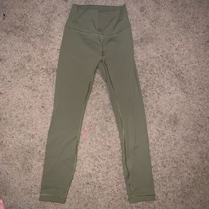 Lululemon Wunder Under Tight 25”